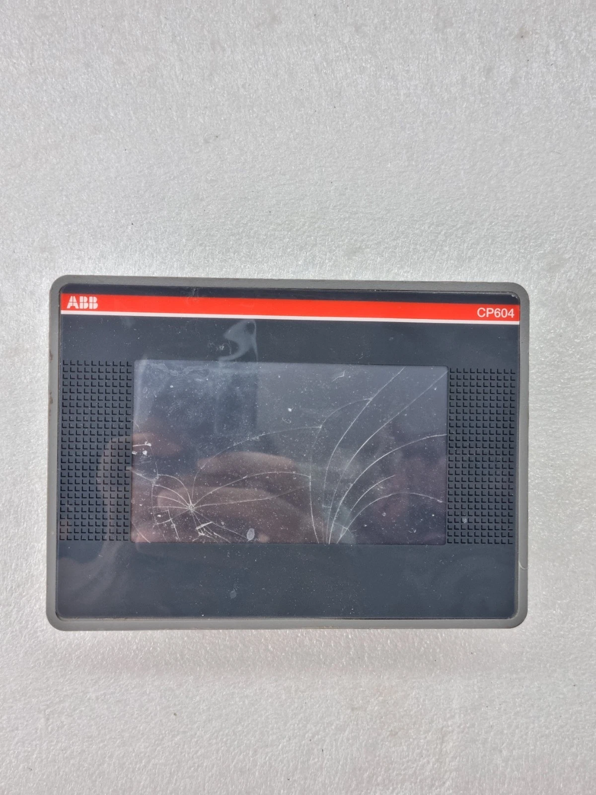 ABB CP604 D1 1SAP504100R0001 24V TOUCH SCREEN PANEL MADE IN GERMANY CP604